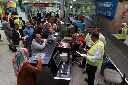 أسَرٌ مغربية تشْكُو “حِصارها” باليمن .. و تُطالب بالعَوْدَةِ للوطن