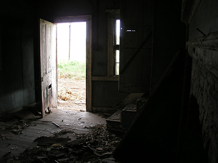 العُثور على جُثة مُتفحِّمة ب “طَنْجـة البـاليـة” ..