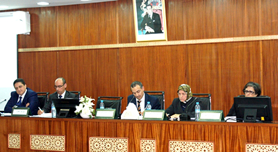 غرفة طنْجة تُنـاقـش المُقــاولـــة وحقـــوق الانســــان ..