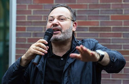 أحمد منصور: أعتذر للمغاربة بشجاعة عن تدوينة كتبتها غاضبا