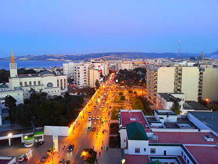 سياحة: من لا يتقدّم يتأخّــر !