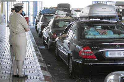 عملية مرحبا 2015 : تسجّل عبور أزيد من مليوني مسافر عبر موانيء طنجة الكبرى