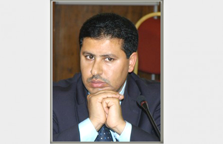 بين الاقتصاد والسياسة