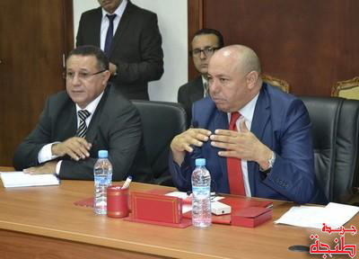 هل كلّفَ والي أمن طنجة رجال شرطة بزي مدني لمراقبة حركية السير والجولان بالمدينة؟