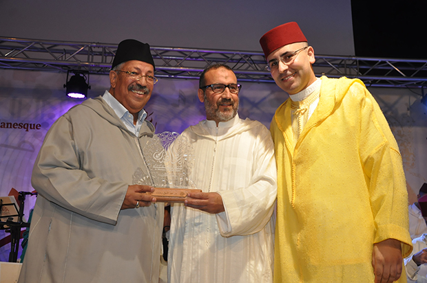 في “لحظة وفاء” جمعية “رياض الطرب للموسيقى والسماع الصوفي” تُكرّمُ الدكتور عبد الحق بخات