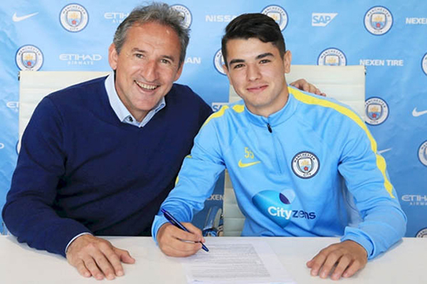 ناشئ مغربي يتألق مع سيتي ومنتخب إسبانيا