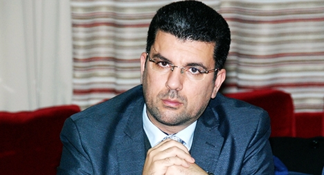 إنها الحكرة.. نائب خيي يعتدي يحتجز مواطنا ويعتدي عليه بسبب شهادة إدارية!..