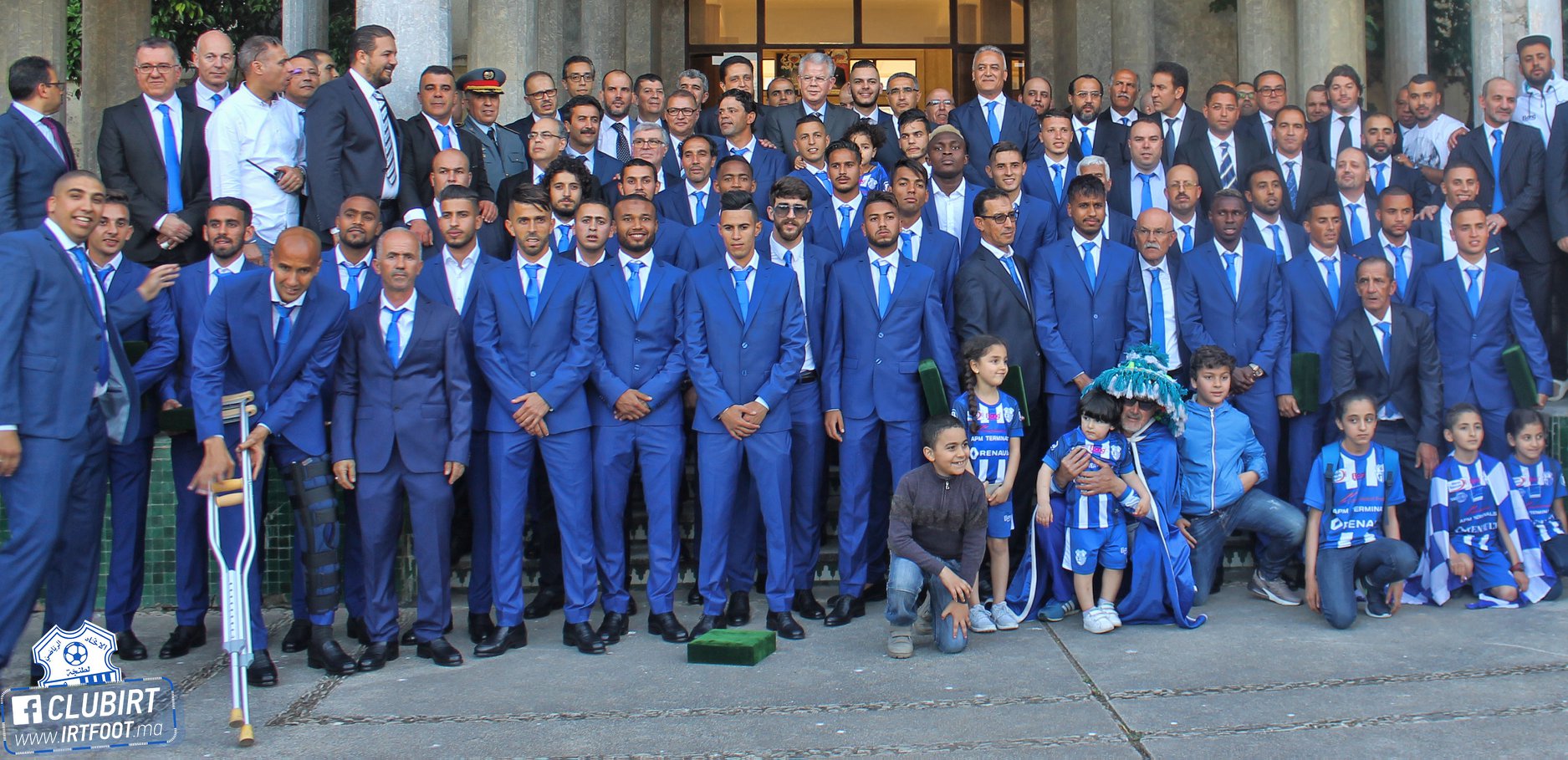 أجواء و كواليس لــقـاء جماهير اتــحــاد طــنــجــة مع أبطال المغرب + فيديو