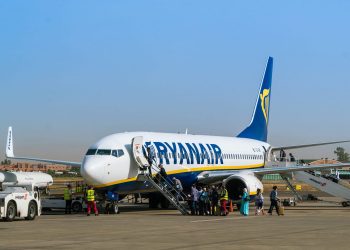 بعد الجدل: وزيرة السياحة تكشف حقيقة انسحاب شركة “رايان إير”