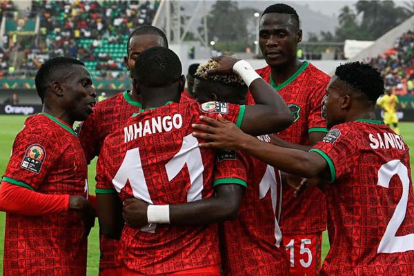 منتخب الملاوي أمام فرصة تاريخية لاسقاط الأسود