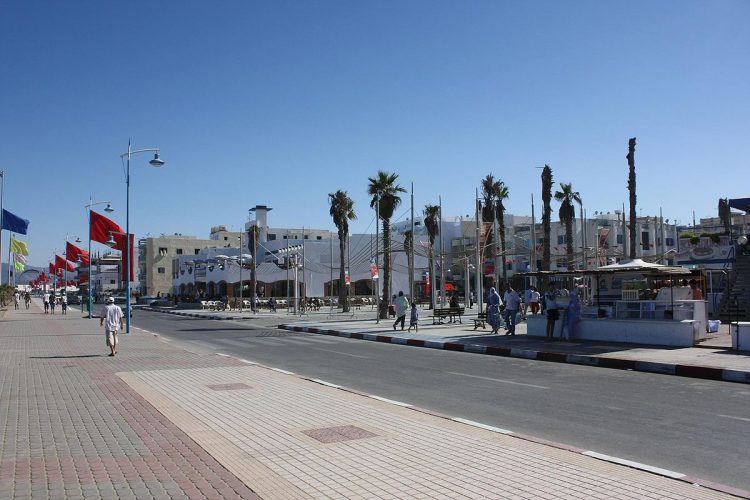 جماعة مرتيل تعقد اجتماعا حول استغلال الملك العمومي الجماعي