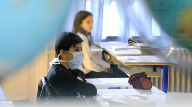 جهة طنجة تتصدر إصابات كورونا بالوسط المدرسي