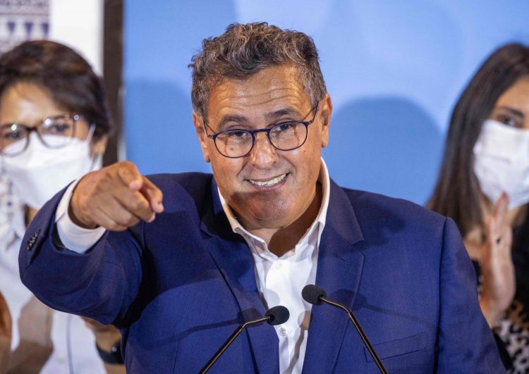 أخنوش يعقد اجتماعا مع ممثلي المركزيات النقابية