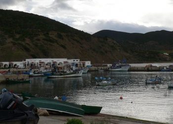 توزيع مستودعات لتخزين المستلزمات البحرية على مهنيي الصيد بميناء كلايريس