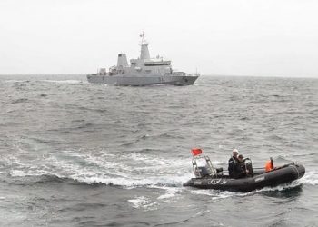 البحرية الملكية تقدم المساعدة لـ 256 مهاجرا بعرض البحر