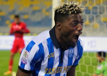 المكتب المديري لاتحاد طنجة يفتح تحقيقا بخصوص بيع التذاكر في السوق السوداء