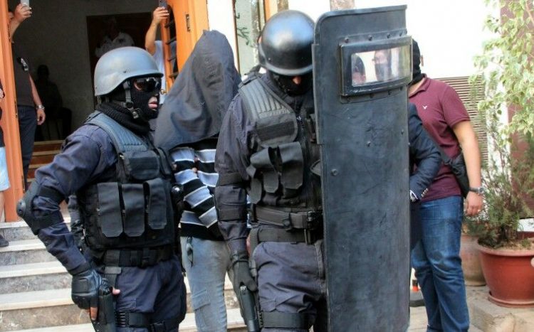 توقيف عنصر متطرف موالي لداعش