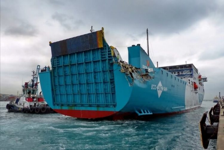 اصطدام بين باخرة وزورق سريع بالقرب من طنجة المتوسط