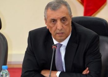 عامل إقليم الحسيمة يعد يتقديم منحة قدرها 20 مليون للاعبي شباب الريف الحسيمي