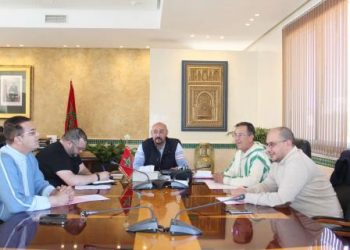 العمدة يُفعل التشاور من خلال ندوة الرؤساء