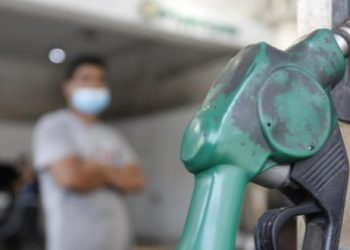 من تجليات العبث.. موزعو الغاز يشتكون غلاء البنزين