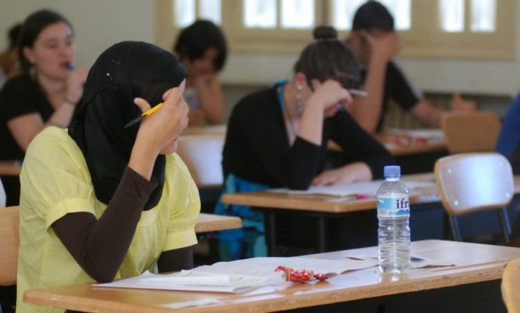 بكالوريا: مديرية الحسيمة الأولى على صعيد جهة طنجة بنسبة نجاح فاقت 92 في المائة