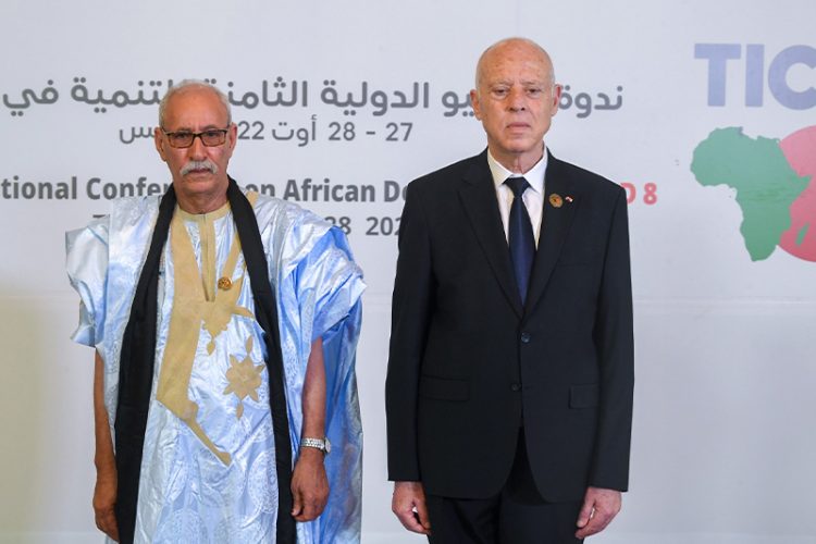 مهنيو الصناعة التقليدية بجهة الشمال يستنكرون استقبال الرئيس التونسي لزعيم الانفصاليين