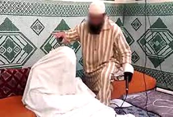 الرقية الشرعية بين الدين و التجارة الواهمة ….. رقاة شرعيون ينشطون على مواقع التواصل الاجتماعي بكثافة…. متى نوقفهم عند حدهم؟؟؟