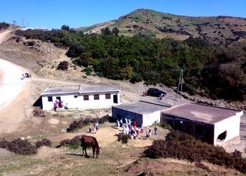 التعليم بالعالم القروي بين رهانات التطور ومرارة التهميش “سبت الزينات نموذجا”