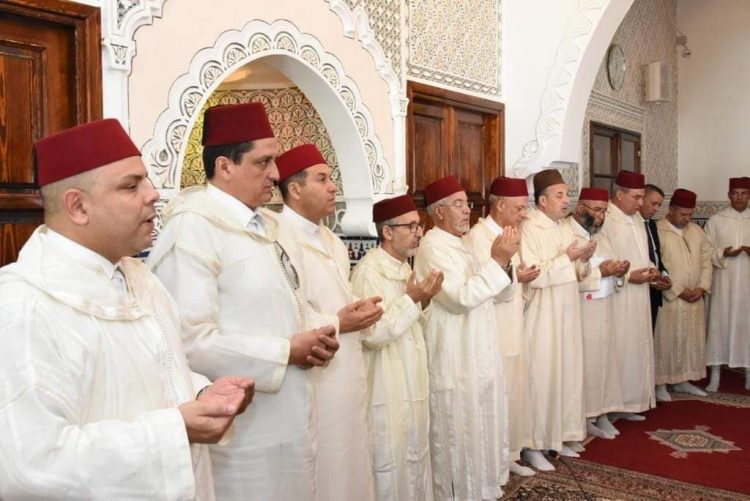 تسليم هبات ملكية لزوايا بطنجة و بإقليم الفحص أنجرة