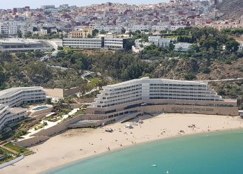 وفد هولندي يبحث بمدينة الحسيمة فرص الاستثمار بالمنطقة