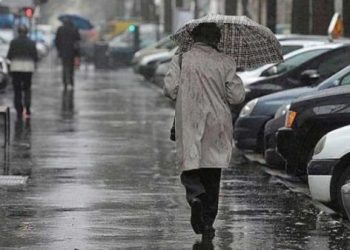 أمطار قوية وهبات رياح قوية مرتقبة بعدد من أقاليم المملكة