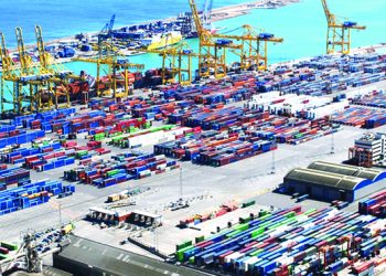 قطاع الملاحة واللوجستيك البحري.. الإسبان يتباحثون فرص التعاون والشراكة بطنجة