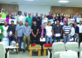 معهد ” ISMONTIC” بشراكة مع جمعية “مهنيي قطاع فنون الطباعة” APAGيحيي حفل نهاية الموسم التكويني لشعبة الطبع المعلوماتي (INFOGRAPHIE)