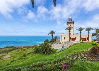 الأولى عربيا وإفريقيا.. منارة رأس سبارتيل تتوج بجائزة “المنارة التراثية”