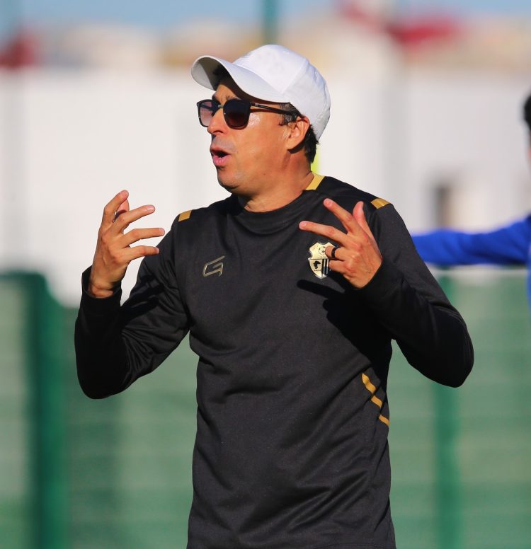 هلال الطير 2/2 سعيد بالاشتغال في طنجة ولقاؤنا يتجدد في الموسم المقبل