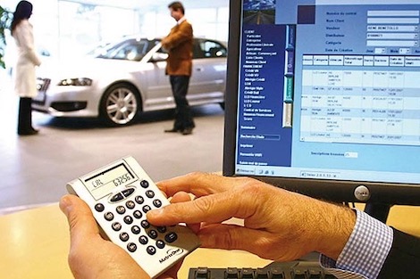 الاقتراض غير المسؤول… قروض إستهلاكية تثقل كاهل المغاربة و أغلبها من أجل أغراض ثانوية ..