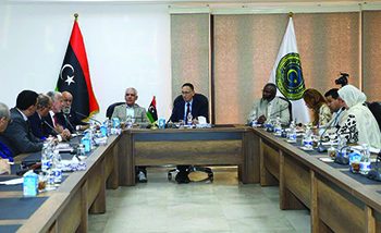 بحثا عن الاستثمار الليبي بطنجة.. وفد من غرفة التجارة يحط الرحال بطرابلس