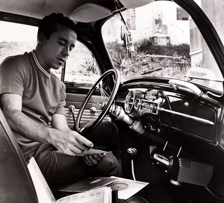 إدواردو غونسالفيس (توستاو) 2 / 2 مارادونا و كريستيانو رونالدو وميسي ليسوا في مستوى بيليه