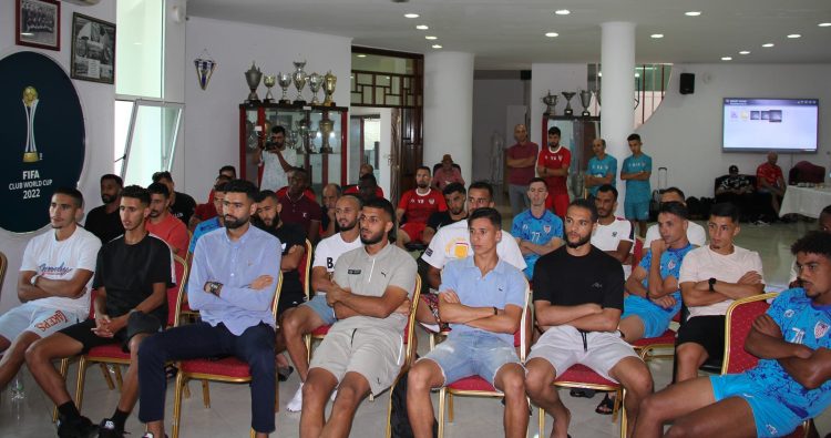 لجنة المغرب التطواني تقترب من رفع المنع